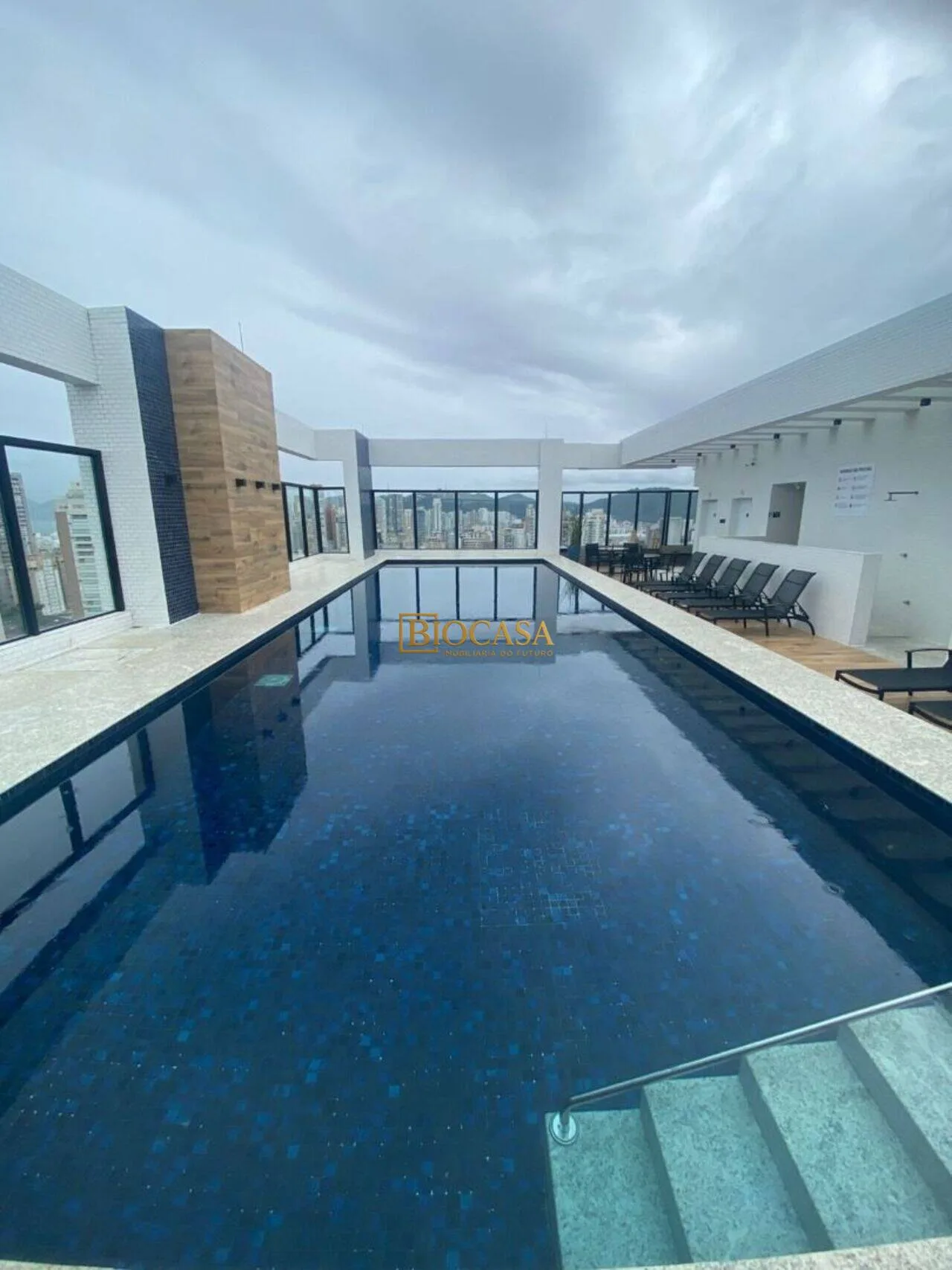 Apartamento de 55 m² Boqueirão - Santos